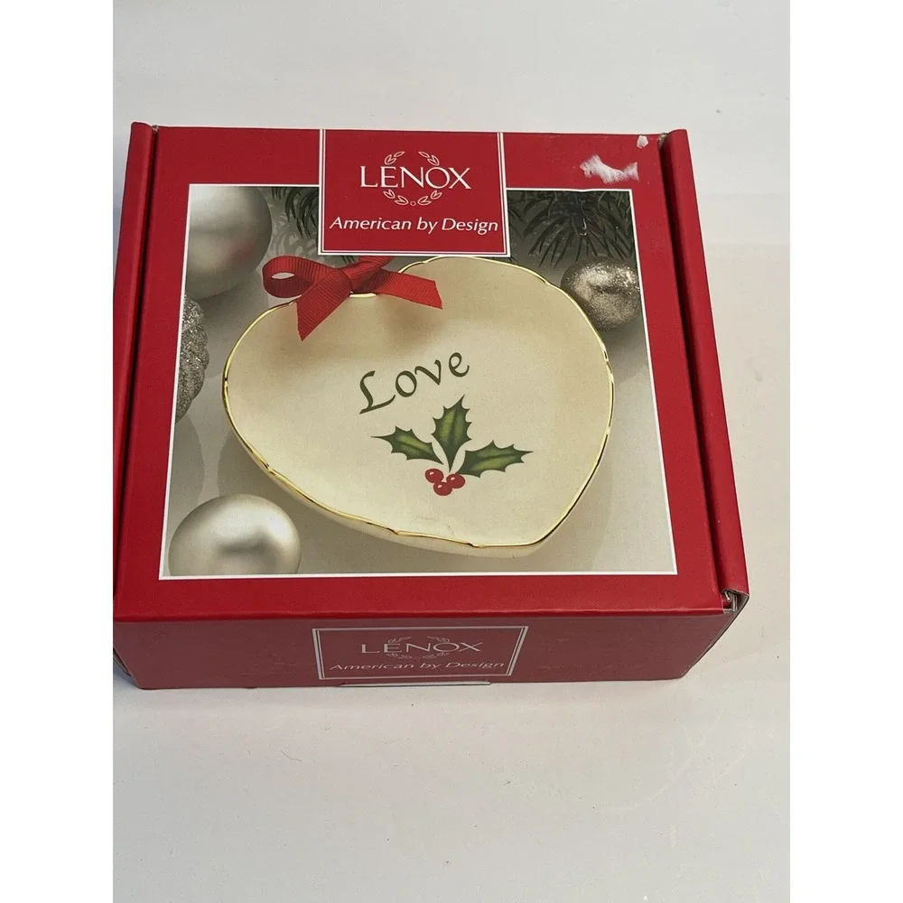 Lenox Holiday Heart Shaped Candy Dish Love  4